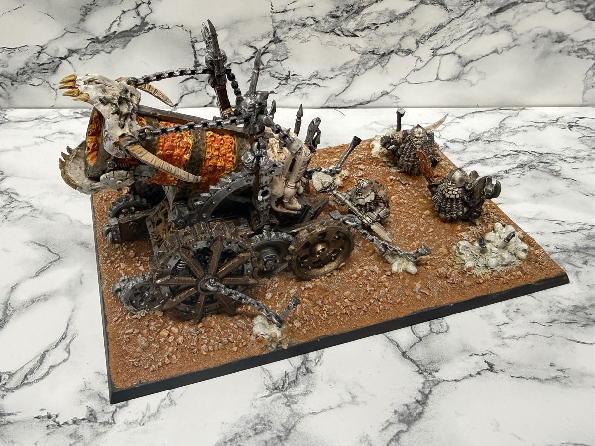 Kit di modellismo & Modellini statici: Canon Apocalypse - The Old World – Usato da Miécourt venduto da Dinedine9494 1