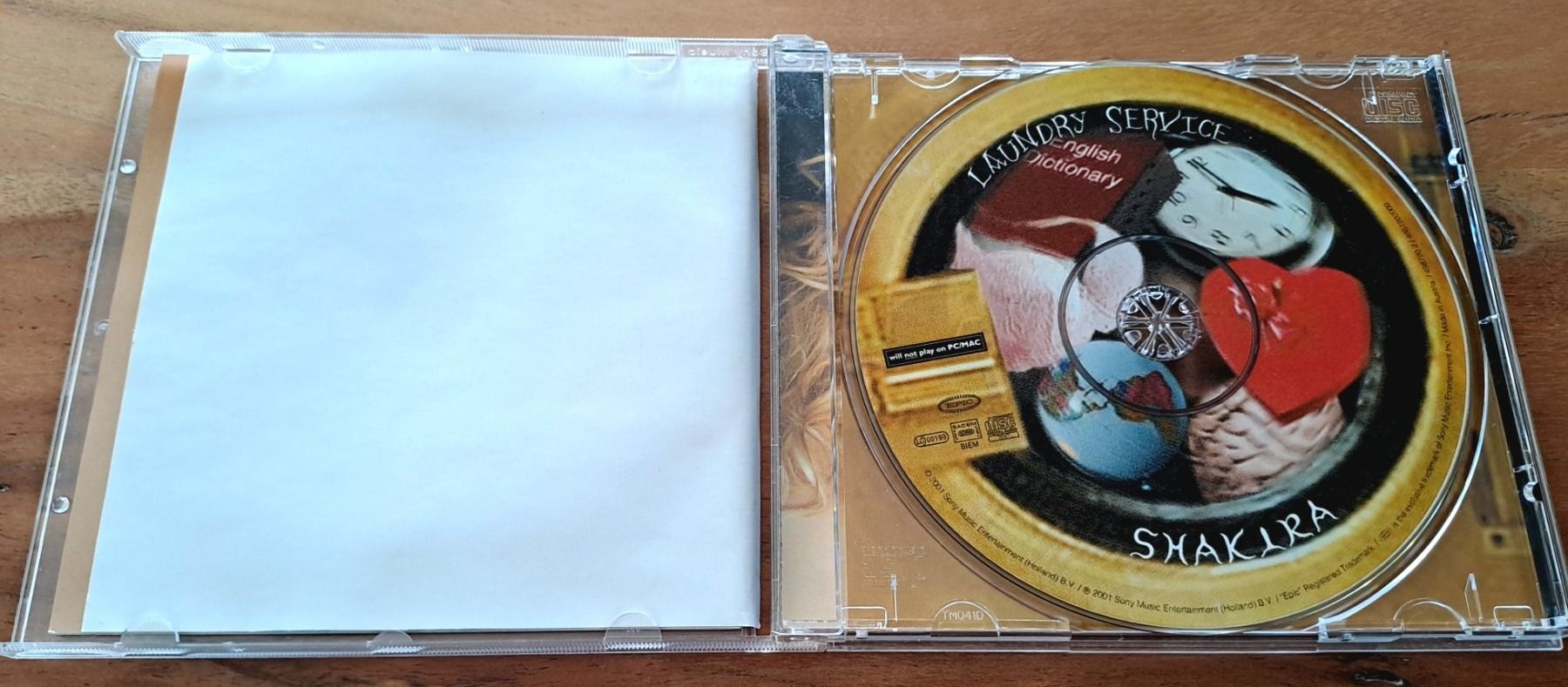 CD: Shakira – Usato da Fällanden venduto da Bengel1967 2