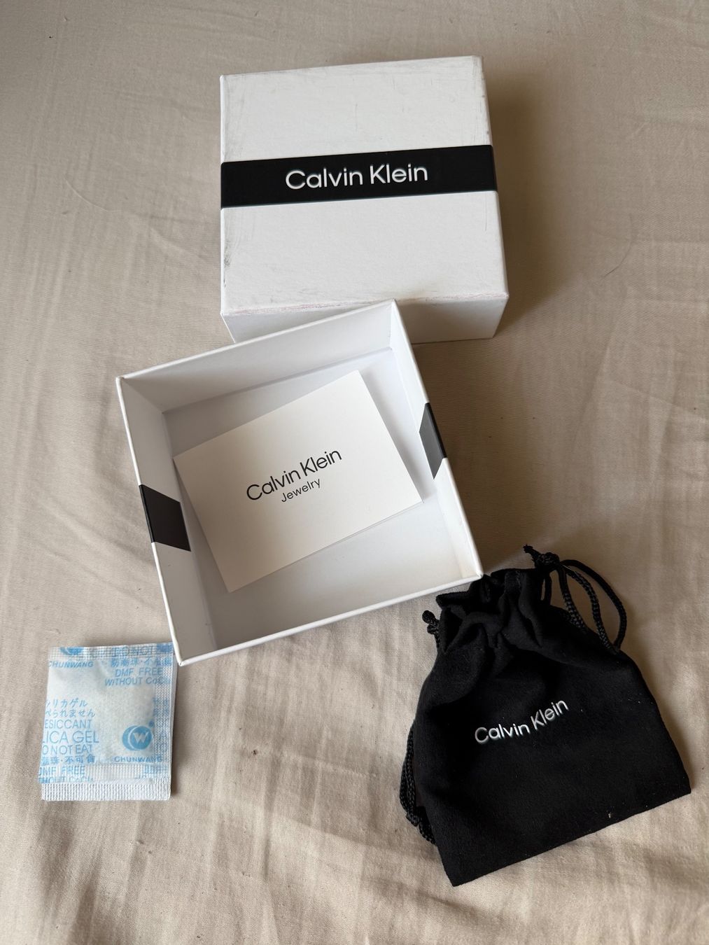Ketten: calvin klein collier géométrique – Neu und originalverpackt aus Lausanne von noh_gt5x 2