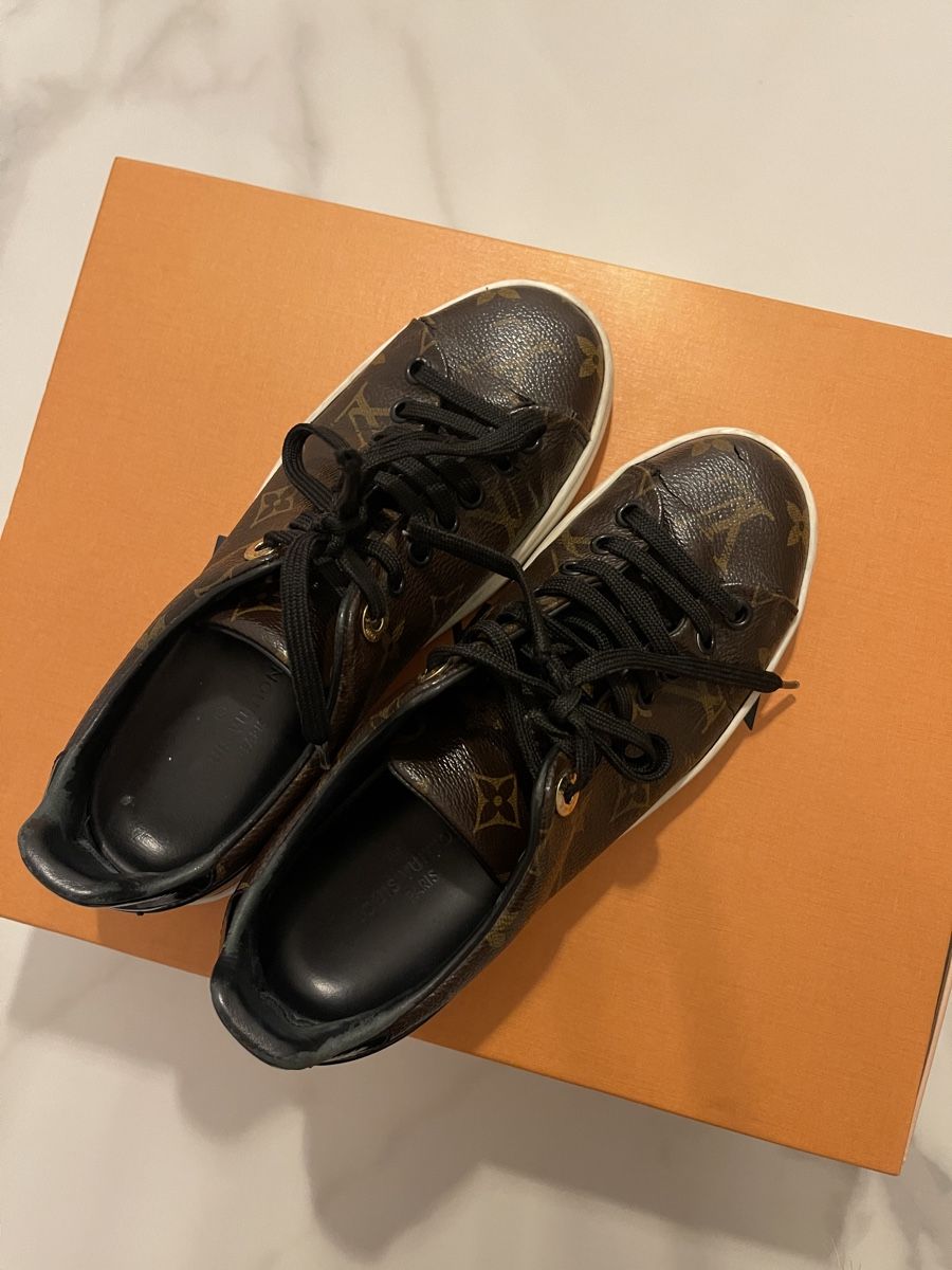 Louis Vuitton Chaussures femmes: Louis Vuitton Sneakers, Grösse 36 – D'occasion à St. Gallen par absky 1