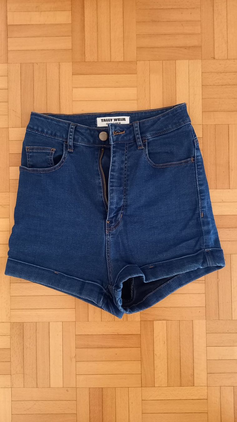 Pantaloni: Shorts / Hose Top Zustand – Usato da Winterthur venduto da Gabi_89 3
