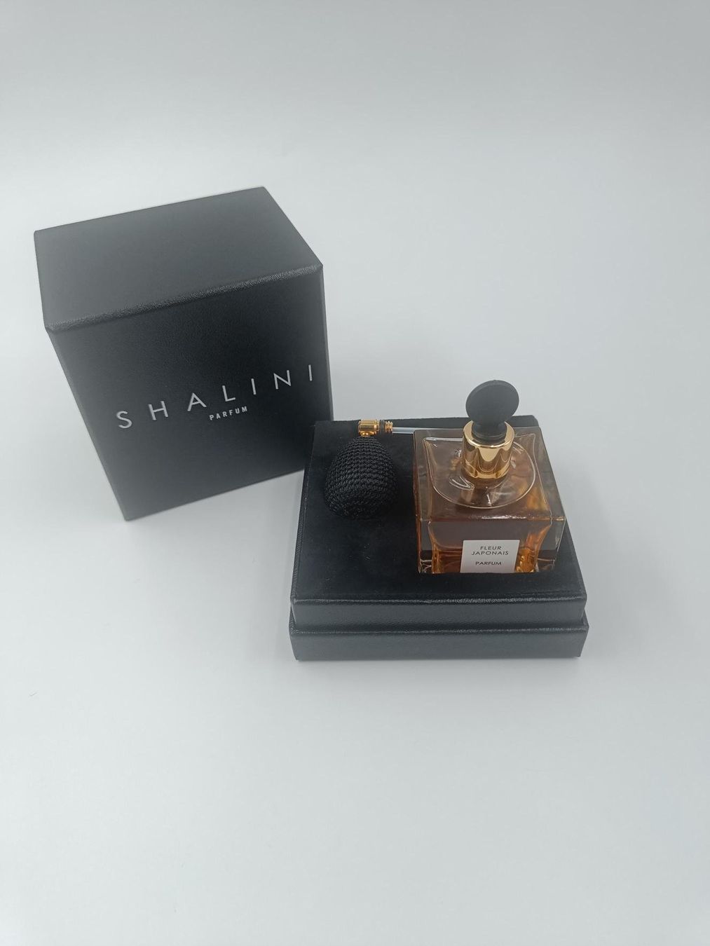 Profumi & Eau de Toilette: SHALINI EAU DE PARFUM " FLEUR JAPONAIS ", 50 ML – Nuovo e nell'imballaggio originale da Luzern venduto da EdiGem 1