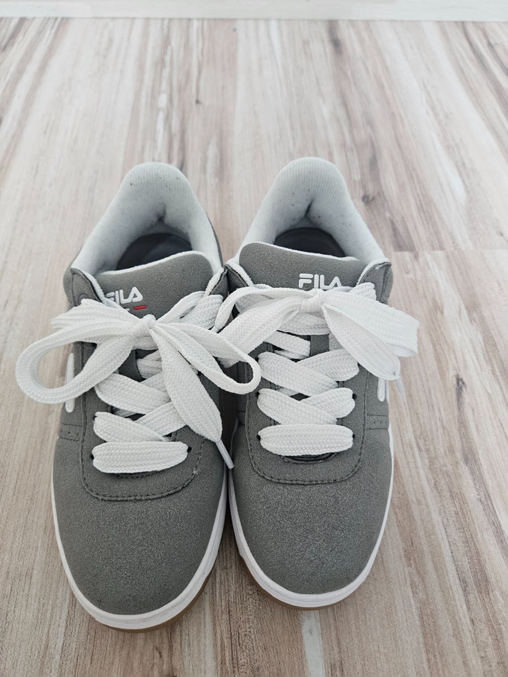 Fila Chaussures hommes: Fila Sneaker grau Grösse 36 – D'occasion à Bubendorf par Hirsch0