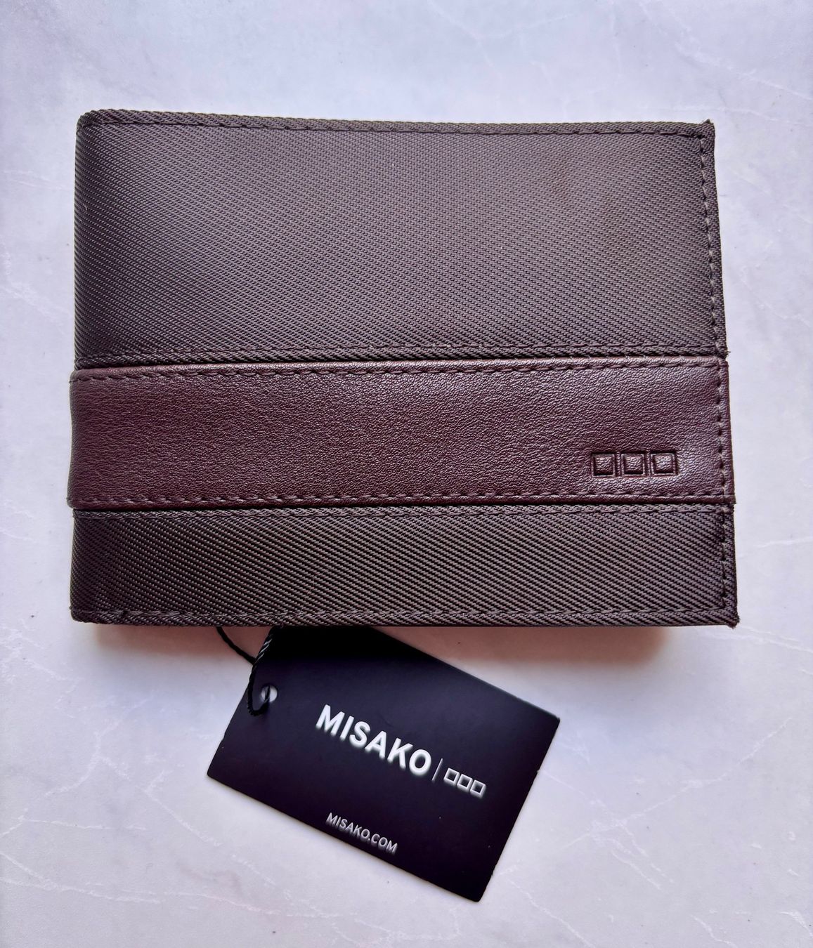 Portafogli: Misako brown wallet New – Nuovo e nell'imballaggio originale da Füllinsdorf venduto da MaiiaM