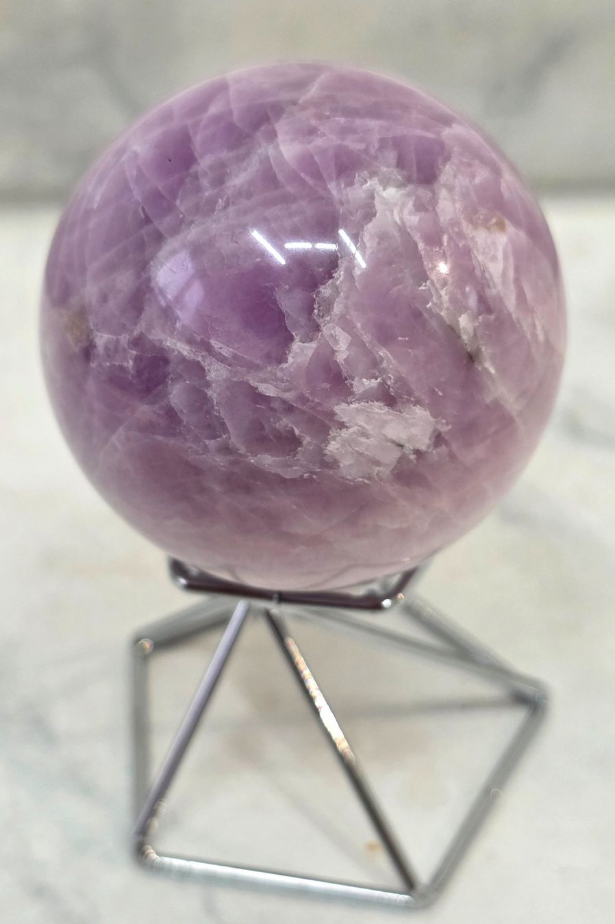 Minerali & Pietre curative: Kunzit Kugel 53mm 250g – Nuovo e nell'imballaggio originale da Matzingen venduto da Shay_Crystalz