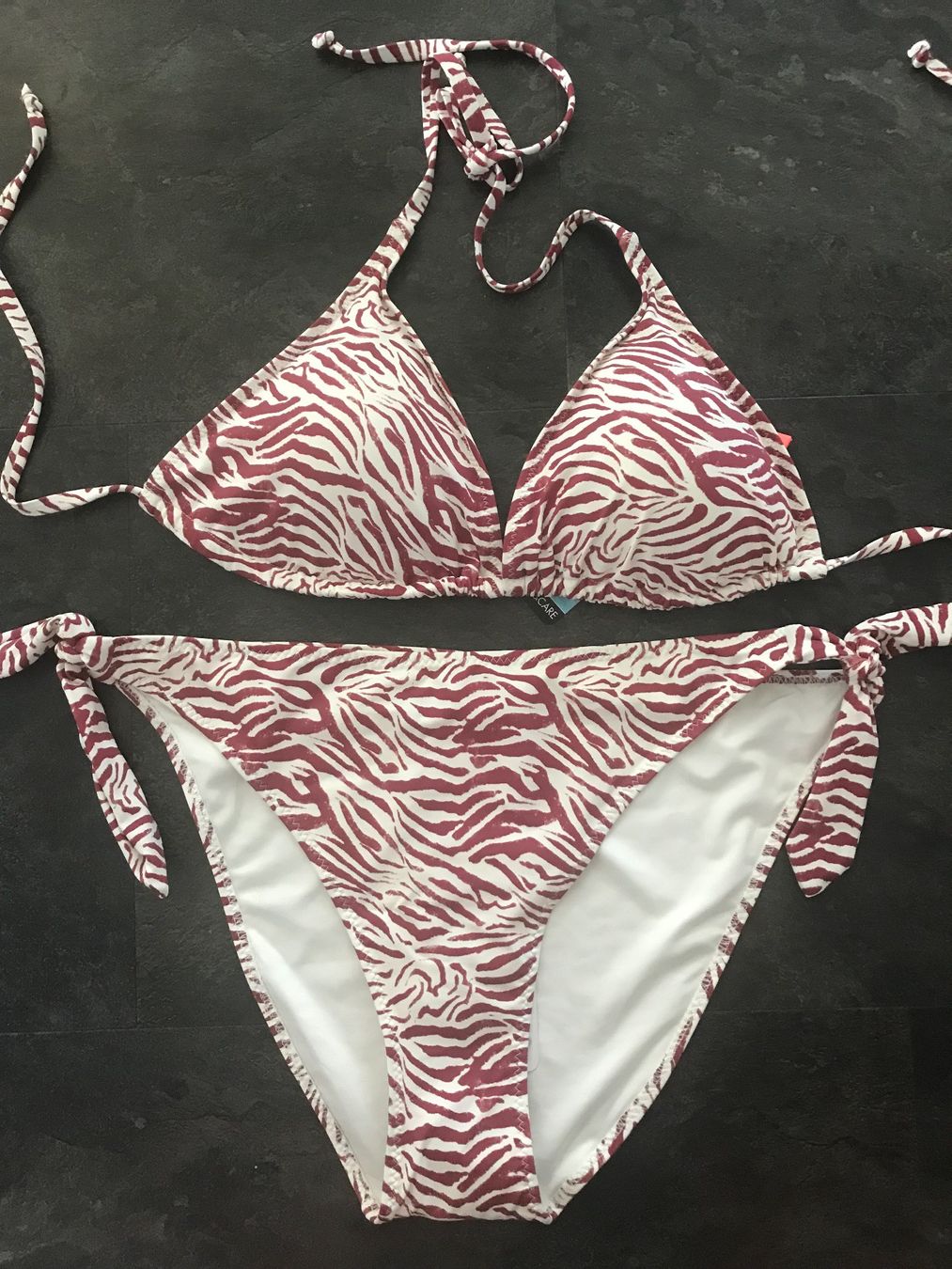 Costumi da bagno & Bikini: Bikini 👙 Neu – Nuovo (secondo la descrizione) da Dübendorf venduto da nela123 1