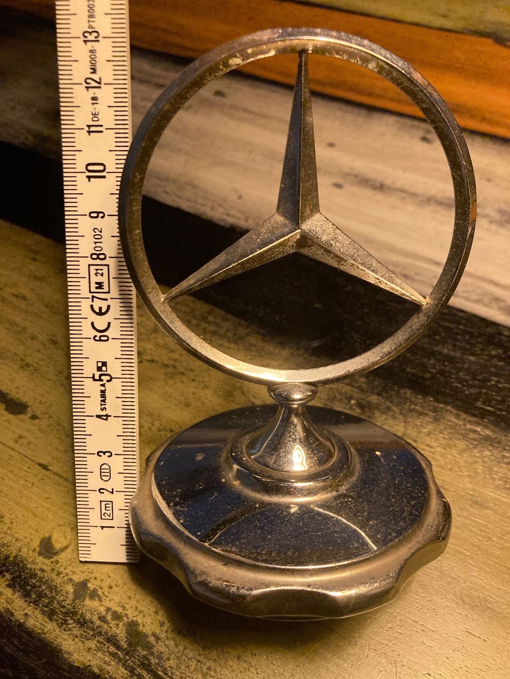 Mercedes-Benz Tutti pezzi di ricambio auto: Mercedes Benz Stern – Usato da Zürich venduto da Russo85 1