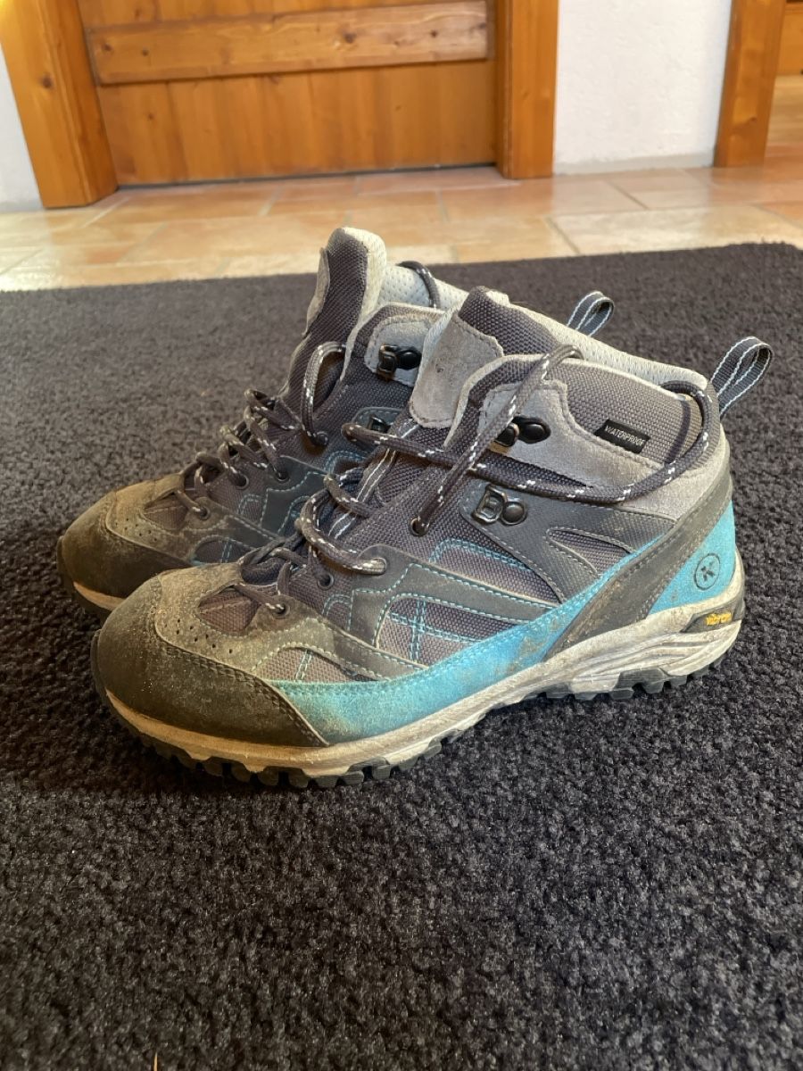 Scarpe da uomo: Chaussures de marche – Usato da Martigny-Croix venduto da lem7