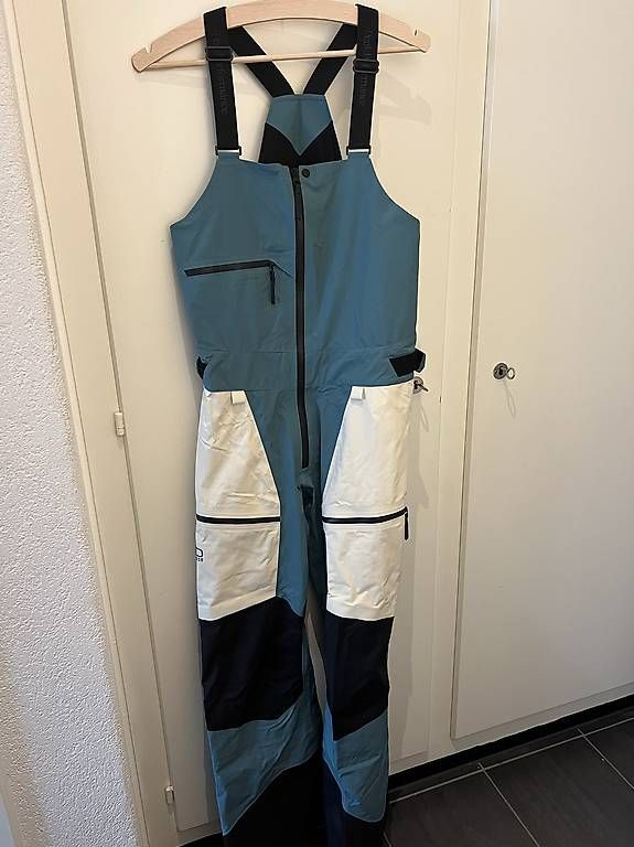 Jacken: Ensemble de ski Peak Performance Vertical Gore-Tex Pro – Neu und originalverpackt aus Neuchâtel von Chl0eee_2016 1
