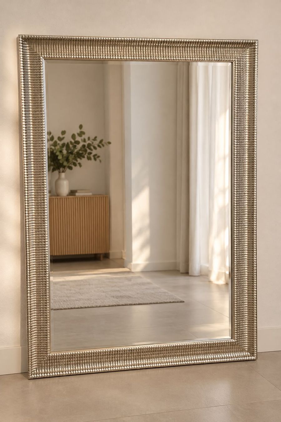 Ikea Spiegel: Mirror: Large Picture Frame Silver Patterned 91x130cm – Gebraucht aus Liebefeld von abb_p8zr