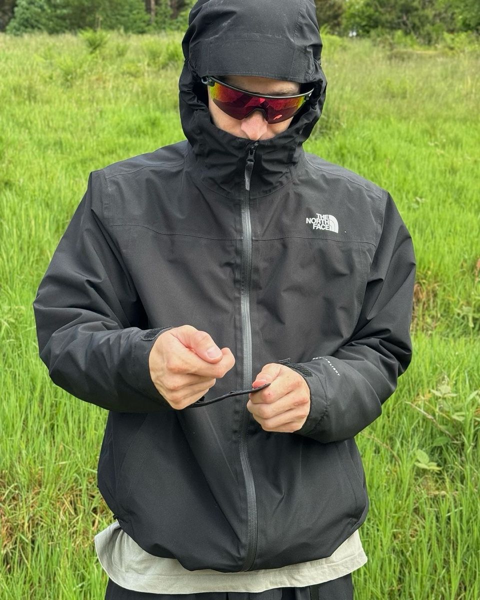 North Face Giacche: North Face Quest Jacket – Nuovo (secondo la descrizione) da Zürich venduto da Ram_9398 2