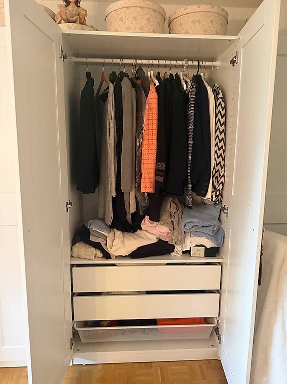 Armadi: Neuwertiger IKEA PAX Schrank  – Usato da Schlieren venduto da sheila000 4