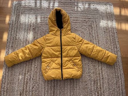 WE Fashion Kinder-Winterjacke  Senfgelb. Gr. 134-140