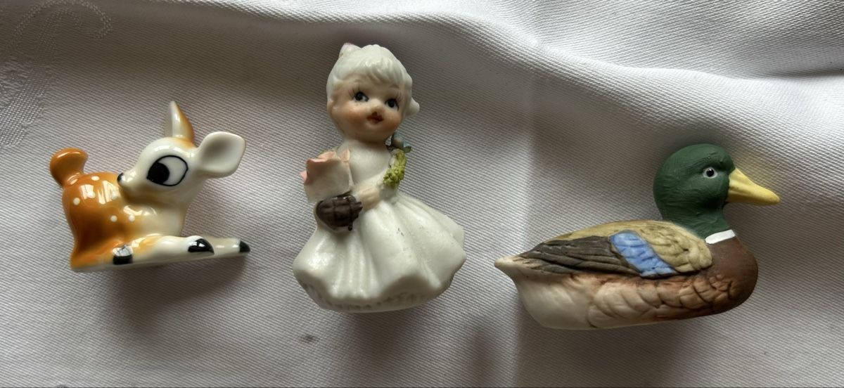 Tutte le decorazioni: 3 Setzkasten-Figuren – Usato da Lengnau AG venduto da Mefari