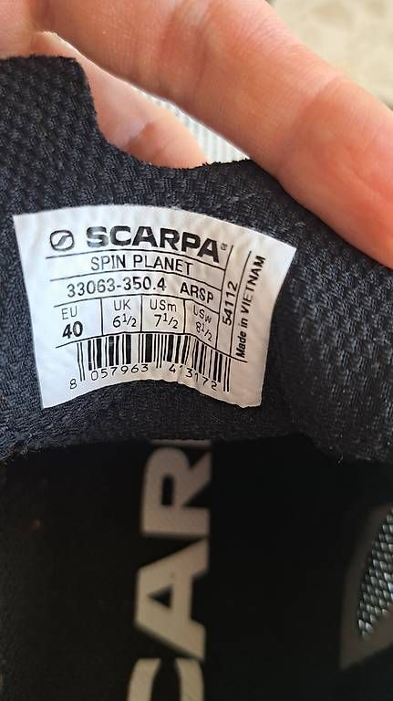 Scarpe da donna: Laufschuhe Gr 40 – Usato da Schwyz venduto da Ser_z6mr 2