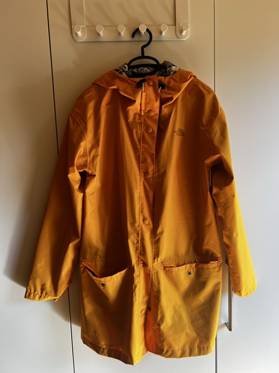 North Face Giacche: Parka jaune The North Face – Usato da Charmey (Gruyère) venduto da Rotor93