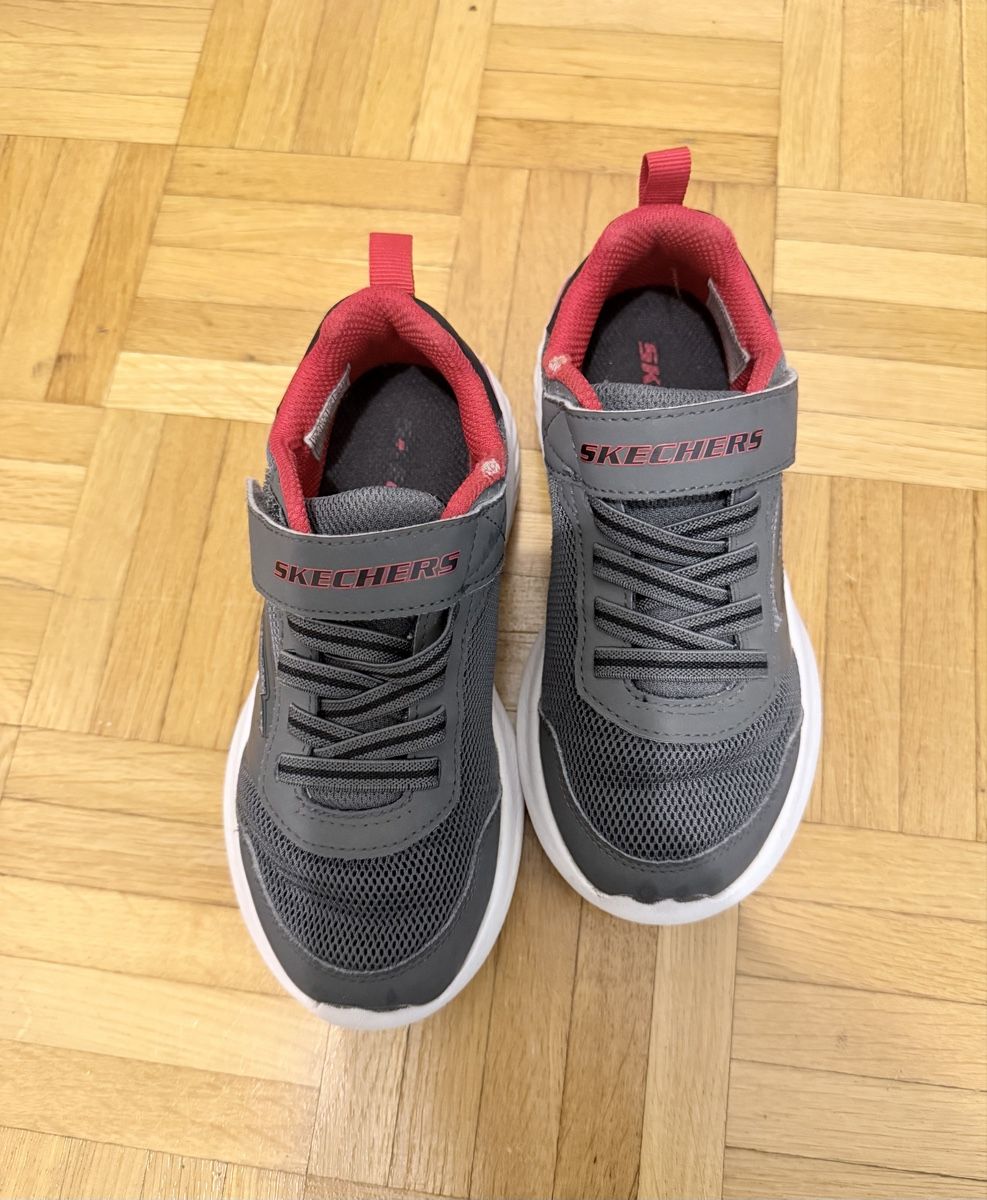 Skechers Schuhe für Jungen: Skechers gr 29 – Gebraucht aus Schliern b. Köniz von Driver321