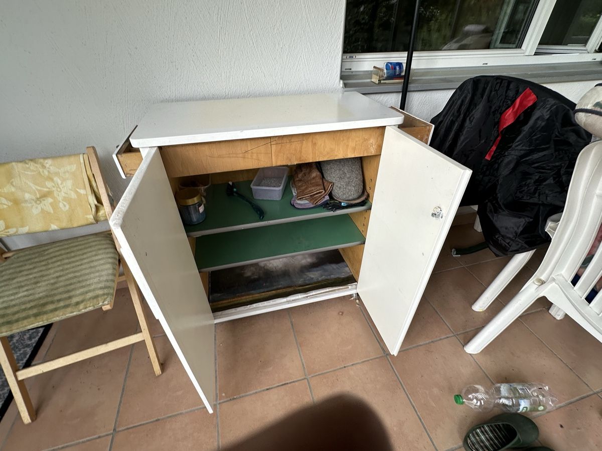 Commodes: Kommode  – D'occasion à Zeihen par Chrutzelriet 1