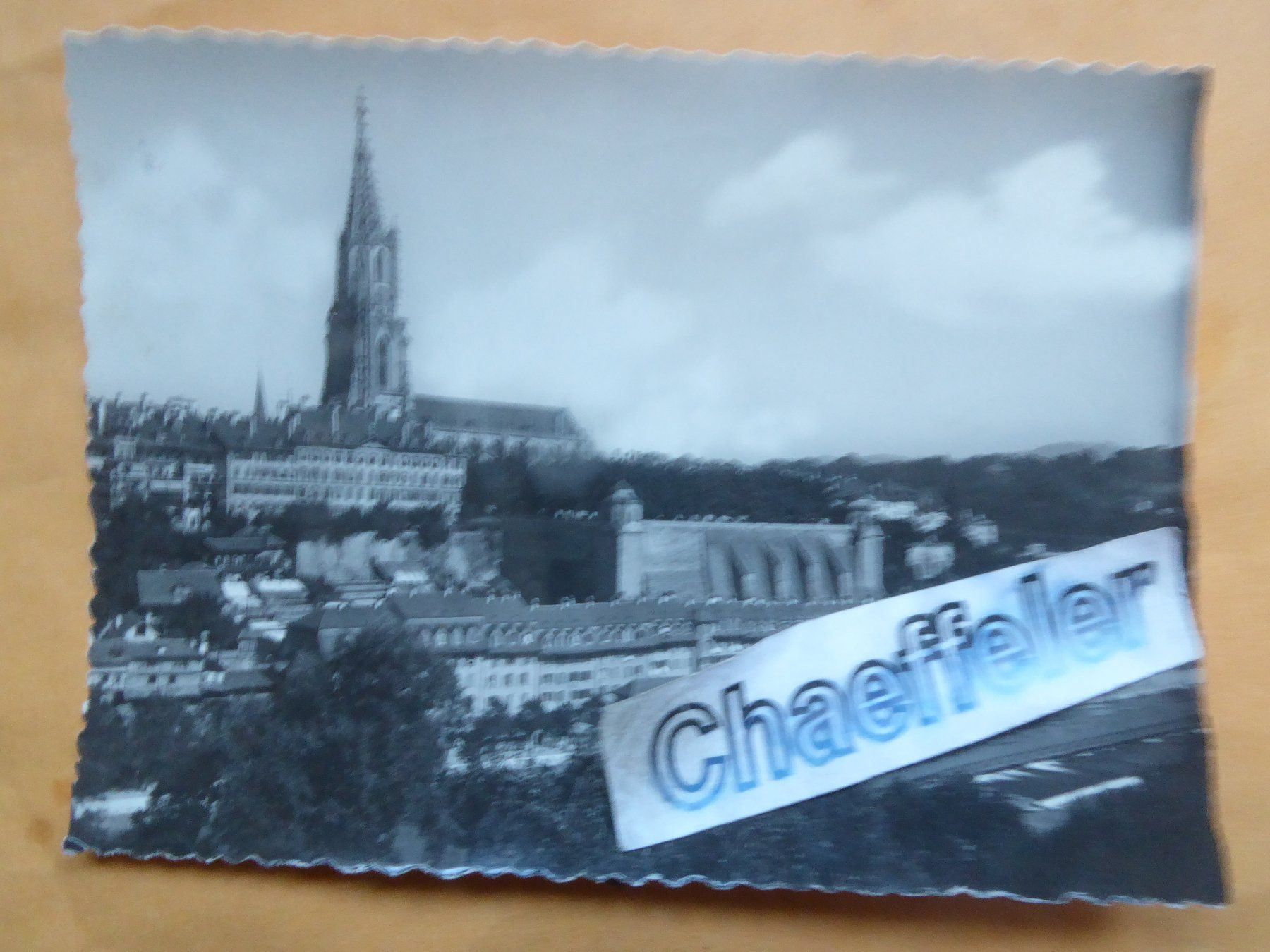 Cartoline postali: 1940  807 Bern, Münster und Plattform – Usato da Zürich venduto da Chaeffeler