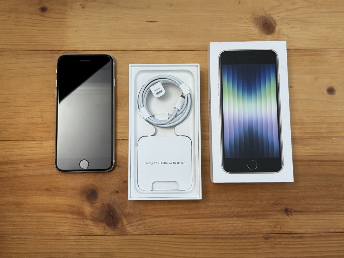 Apple Portables: iPhone SE 2nd Gen 256GB white with Box Good Condition – D'occasion à Wetzikon ZH par sackheimbeutlin 2