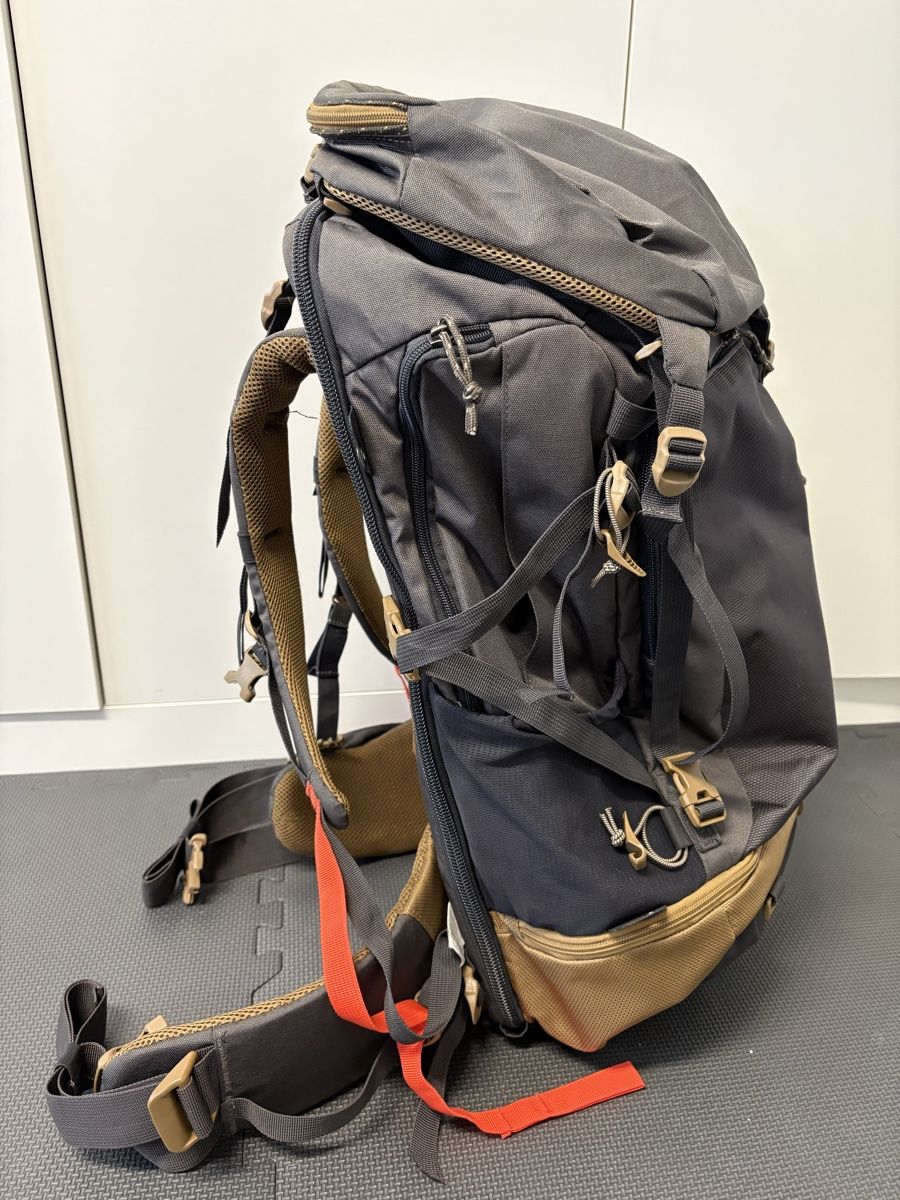 Decathlon Zaini: Forclaz - Rucksack 50 + 5 Liter – Usato da Täuffelen venduto da Ashape 1