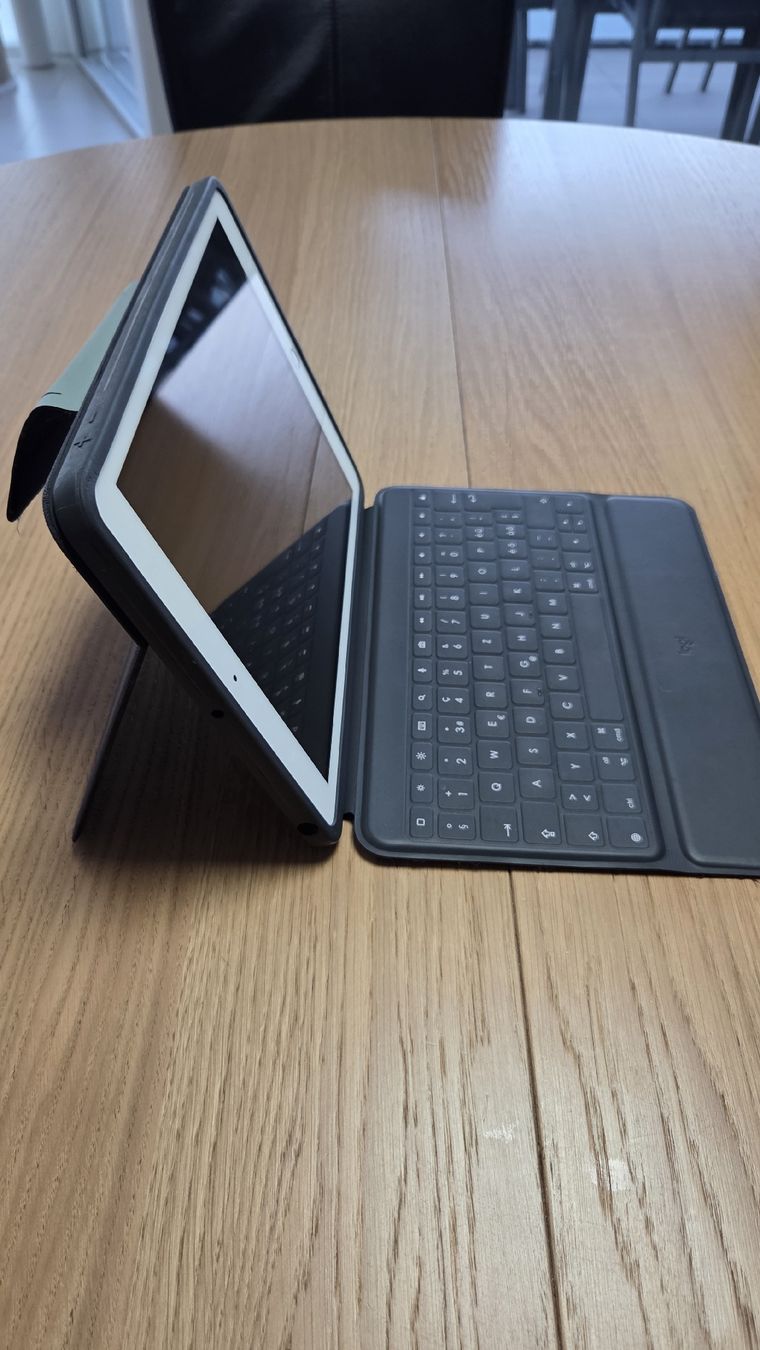 Apple Tablet PC: Ipad 7e génération  – Usato da Le Pâquier-Montbarry venduto da Gruyere77 1