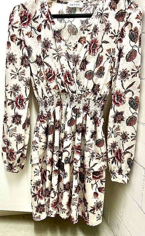 Vestiti: schönes Lui e Lei Kleid Gr. S – Usato da Kilchberg ZH venduto da SyFo286