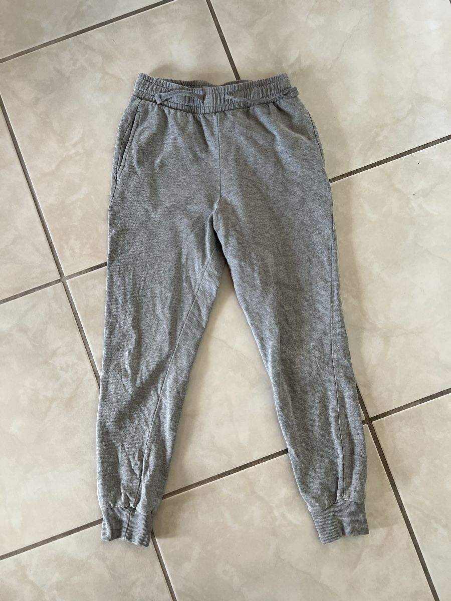 Pantaloni: Jogginghose Gr. 140 – Usato da Wallisellen venduto da SPKWichtel