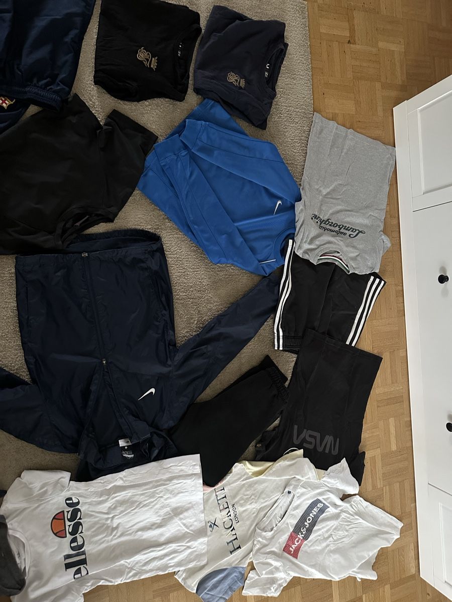 Lotti & Set di vestiti: Jungenkleideroaket 128 – Usato da Zürich venduto da ege_2ghf 4