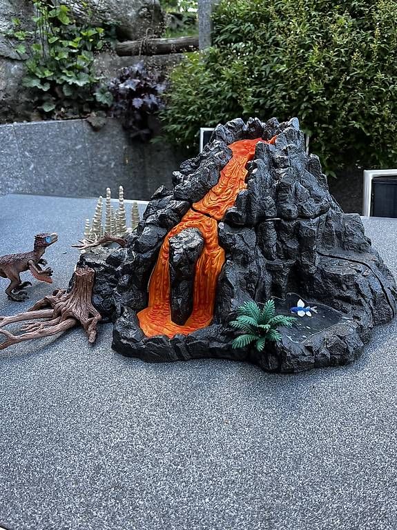 Giocattoli: grotta di dinosauri – Usato da Claro venduto da pan_95wj