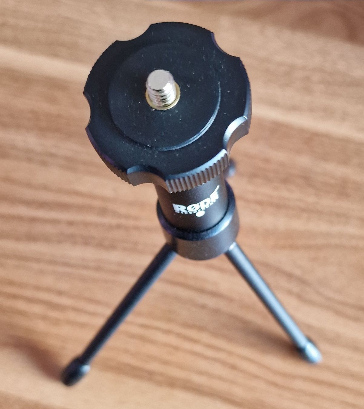 Røde Microfoni: Microphone Rode VideoMic Pro avec mini Trépied - État Neuf – Usato da Marin-Epagnier venduto da LoGi17 2