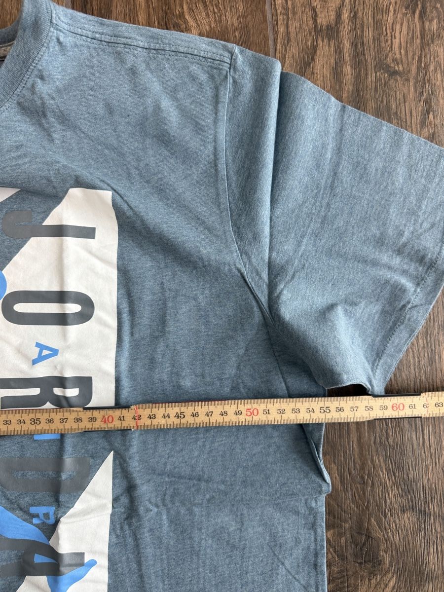 Jordan T-shirt: Jordan Shirt – Nuovo (secondo la descrizione) da Ennenda venduto da Glarus18 3