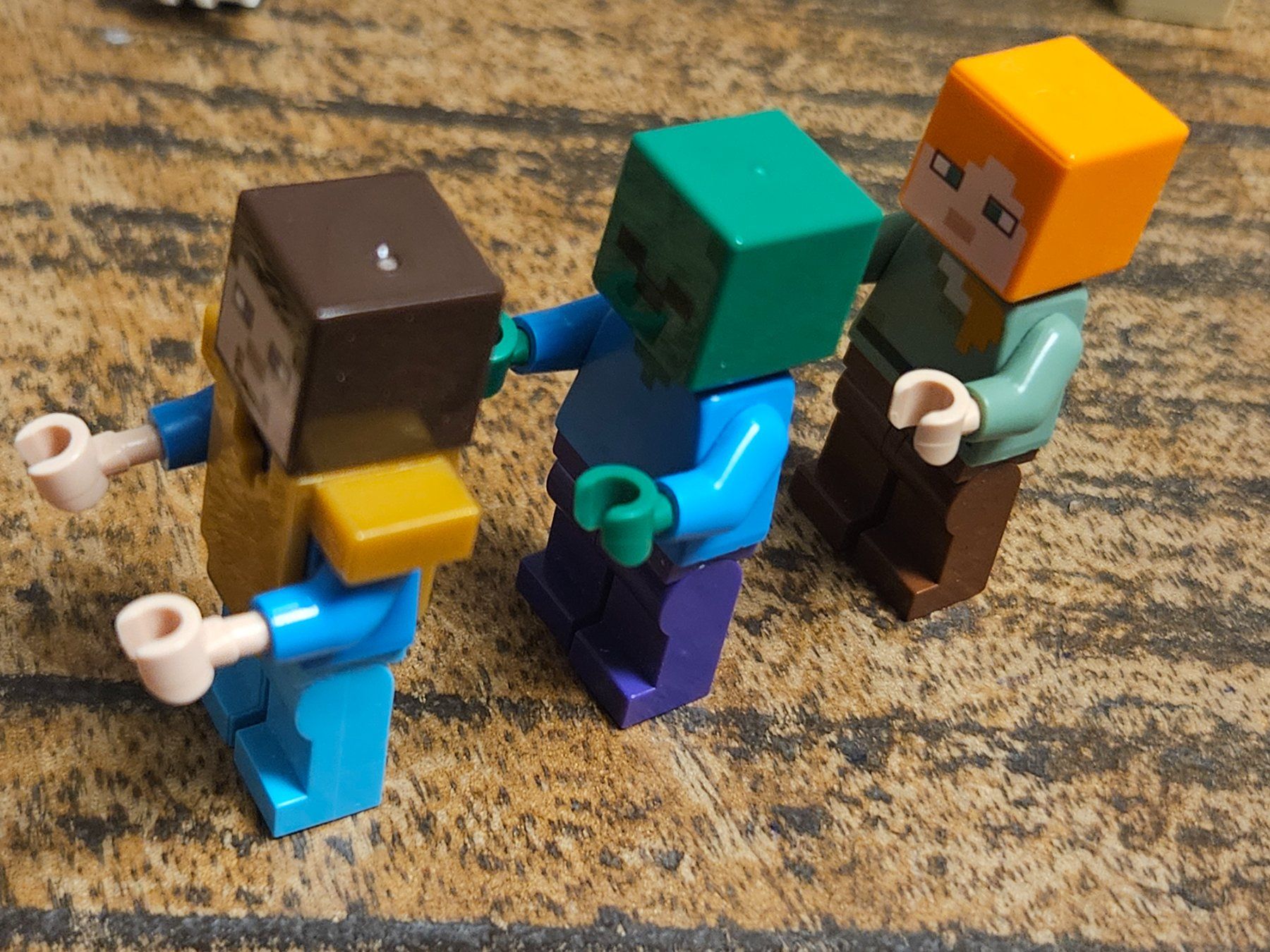 Lego Kit di costruzioni: lot de 3 figurines minecraft – Usato da Confignon venduto da Ecrofigs 2
