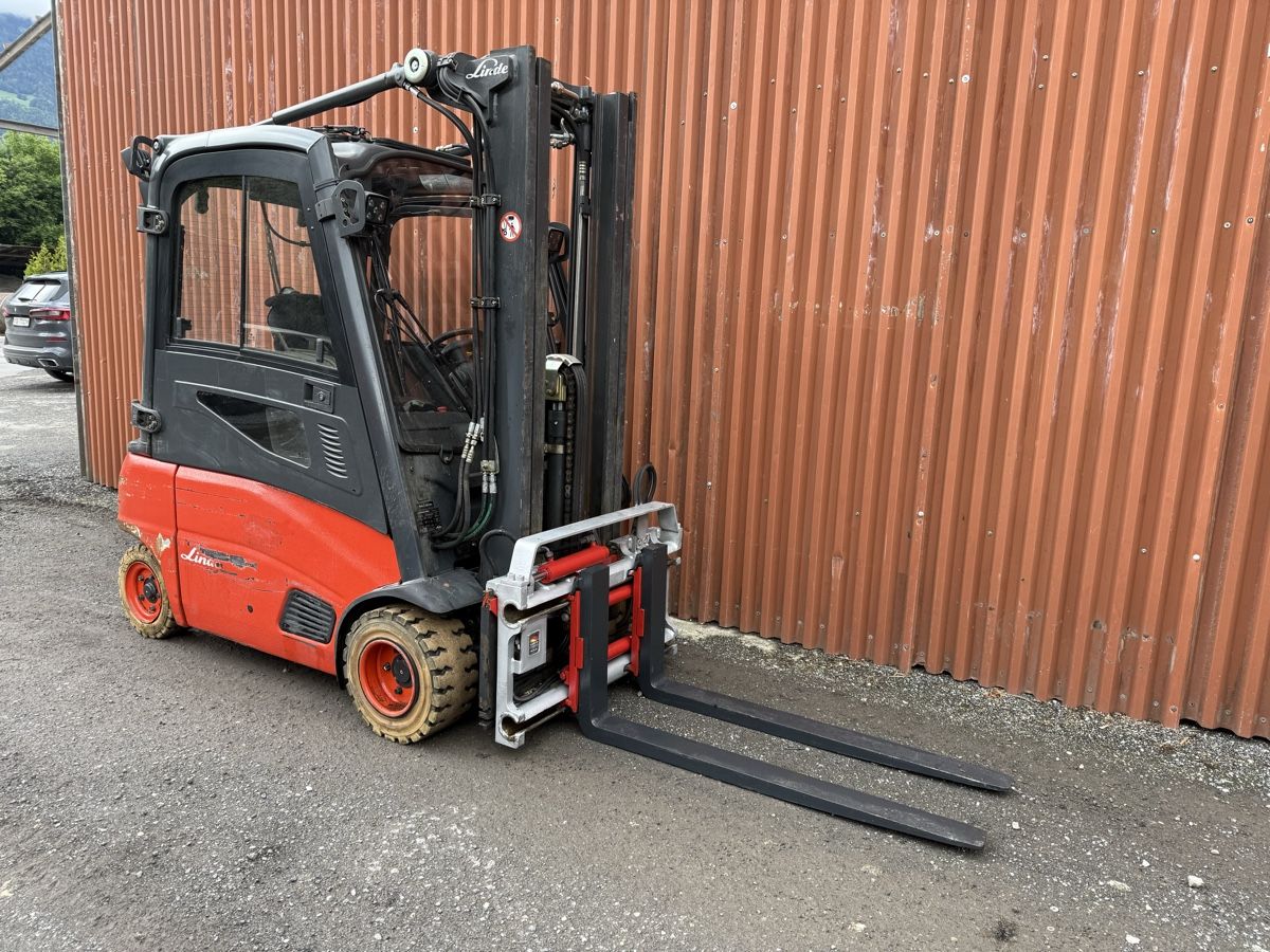 Linde Chariots à fourches & chariots élévateur: Linde E20 – D'occasion à Buchs SG par werk96 1