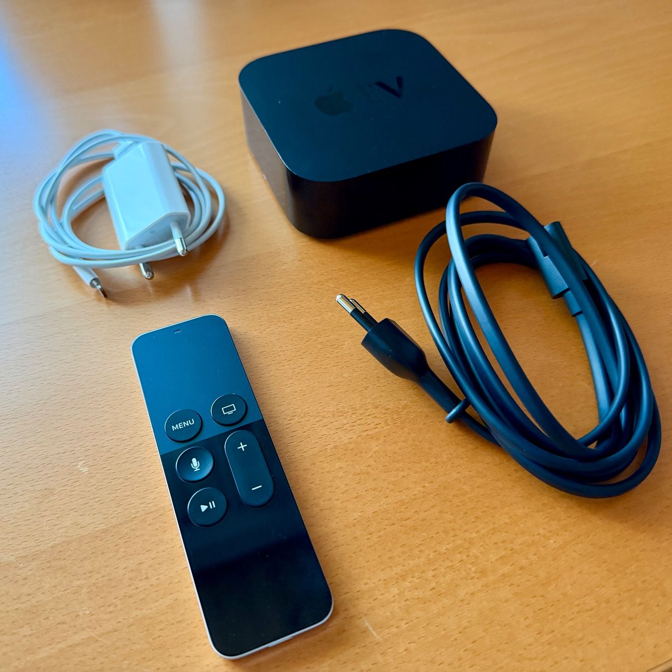 Apple Systèmes audio & multimédias: Apple TV – D'occasion à Grenchen par RSC1984FL 1