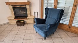 2 Fauteuils et 1 tabouret/ rangenent  bleu pétrole