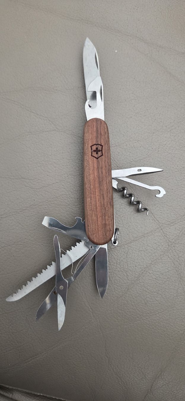 Victorinox Coltelli tascabile: Victorinox Taschenmesser  – Usato da Basel venduto da RekaR 3