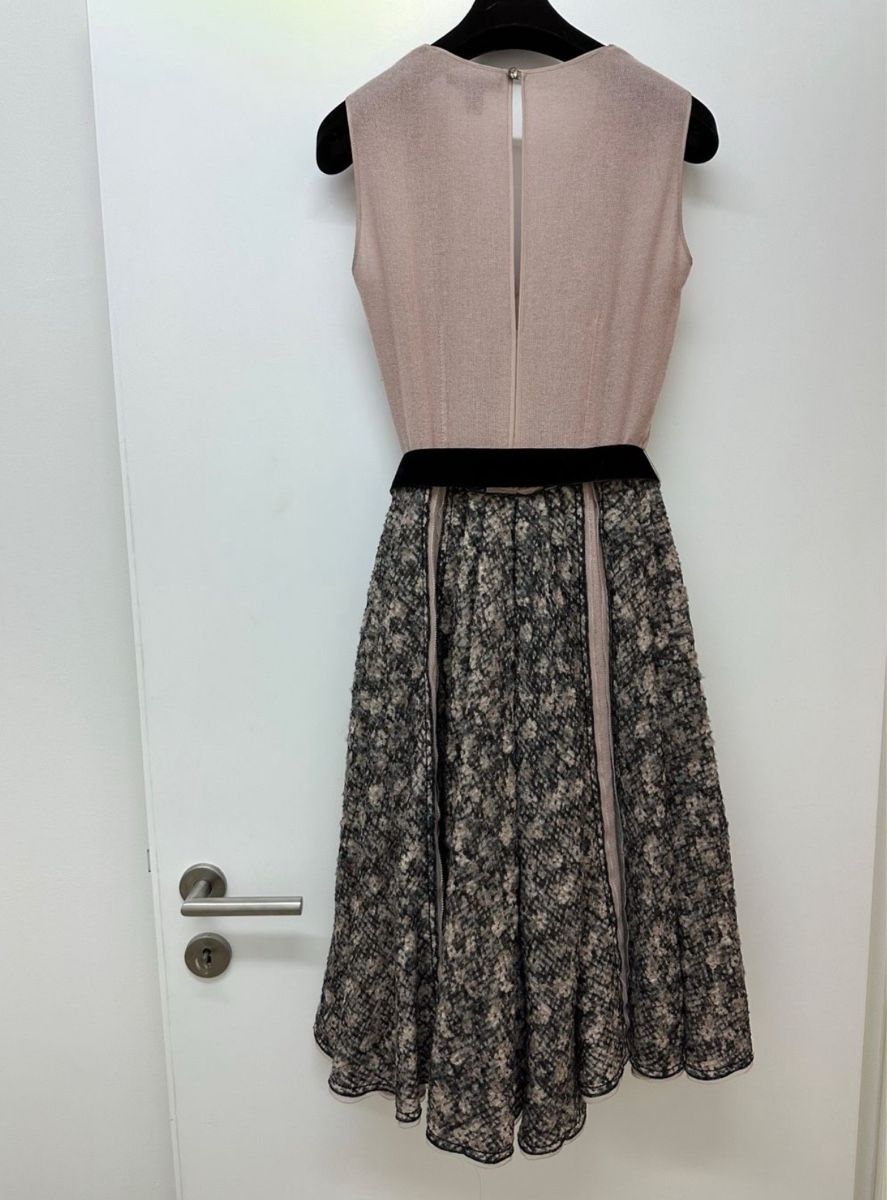 Louis Vuitton Vestiti: Louis Vuitton dress – Usato da Paradiso venduto da apf_mh9c 4
