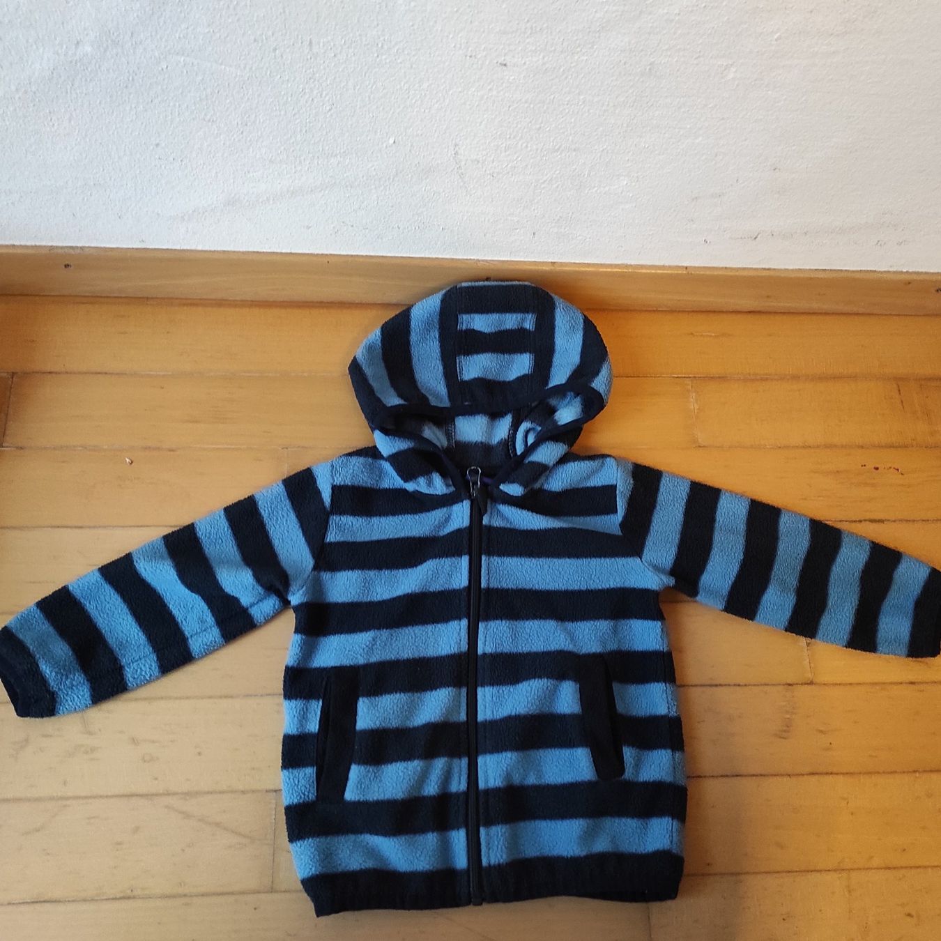 Kleiderpakete & -sets: Jacke und mütze gr 92/98 – Gebraucht aus Effretikon von MarthaK. 4