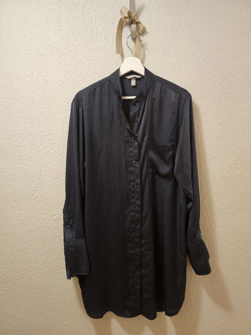 H&M Camicette: H&M luftig, leichte Long-Bluse Dunkelblau Gr. M – Usato da Bern venduto da Oscarella