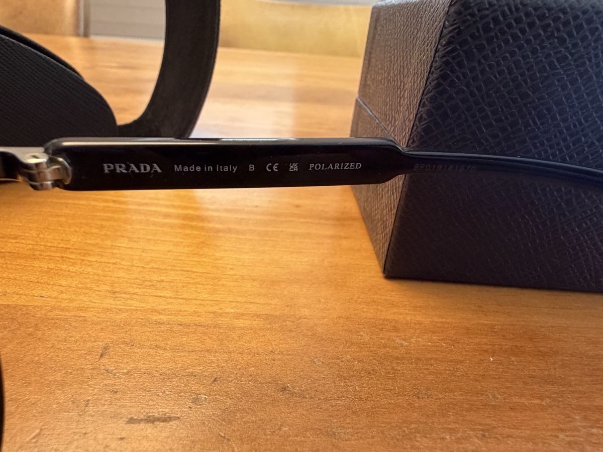 Prada Lunettes & Verres: Prada Sonnenbrille – D'occasion à Meilen par lucaferrari 4