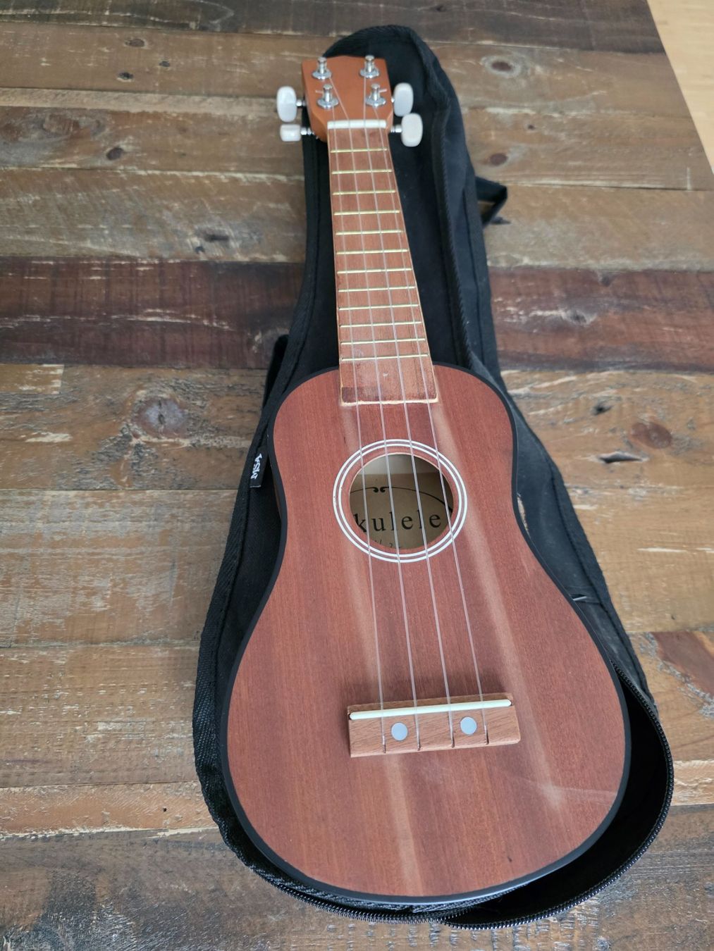 Strumenti musicali: Ukulele MSA UK2 – Usato da Bern venduto da ripp_it