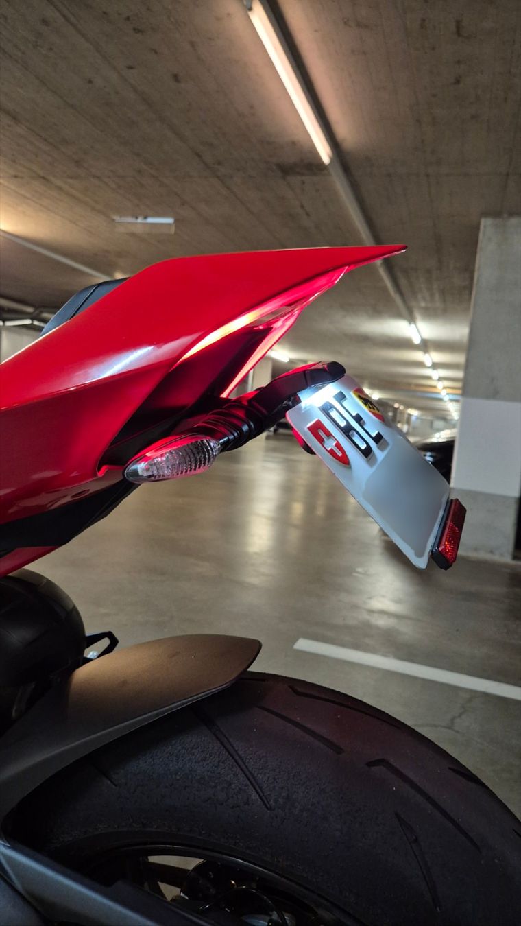 Ducati Strada: Ducati Panigale V4 2024 – Usato da Lyss venduto da SDC16 4