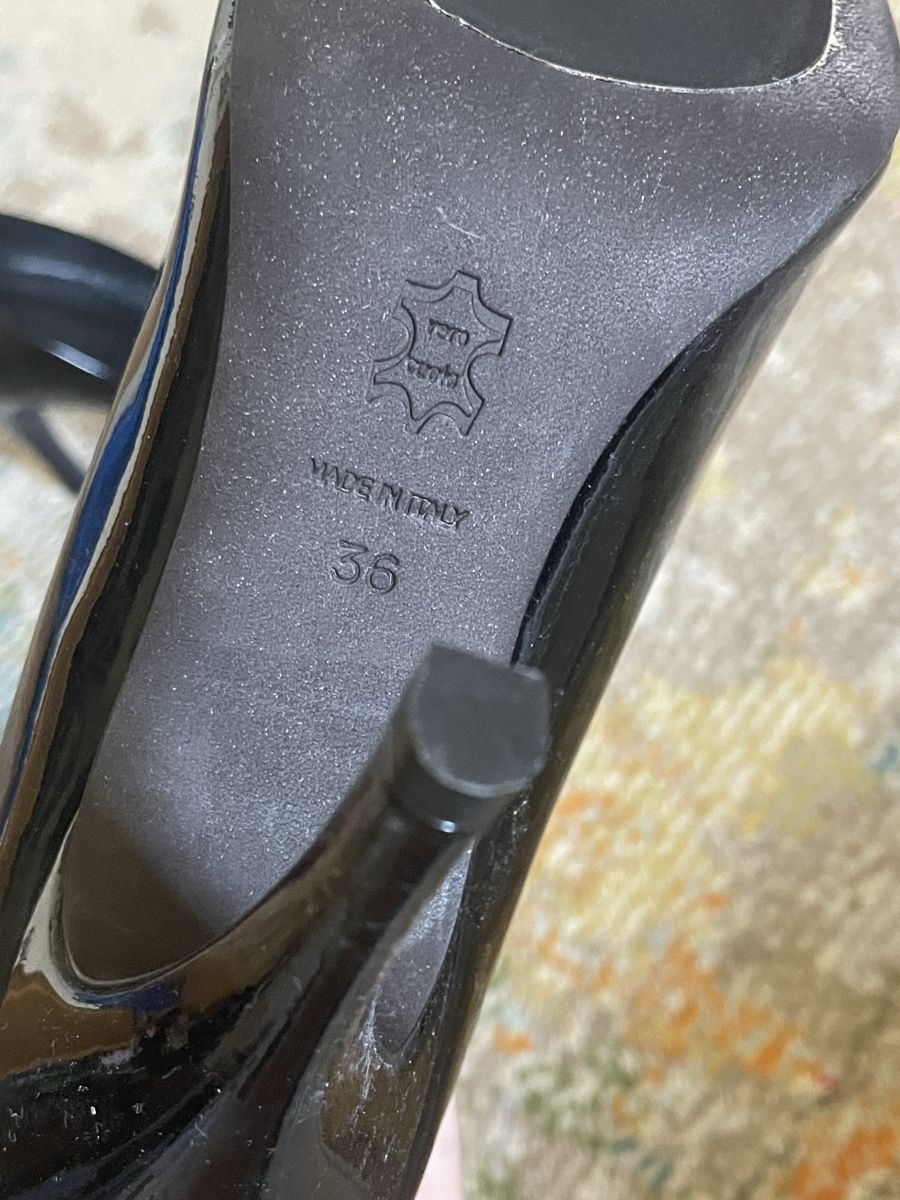 Navyboot Damenschuhe: Elegante Lackpumps Gr. 36 – Gebraucht aus Zürich von balilife 3