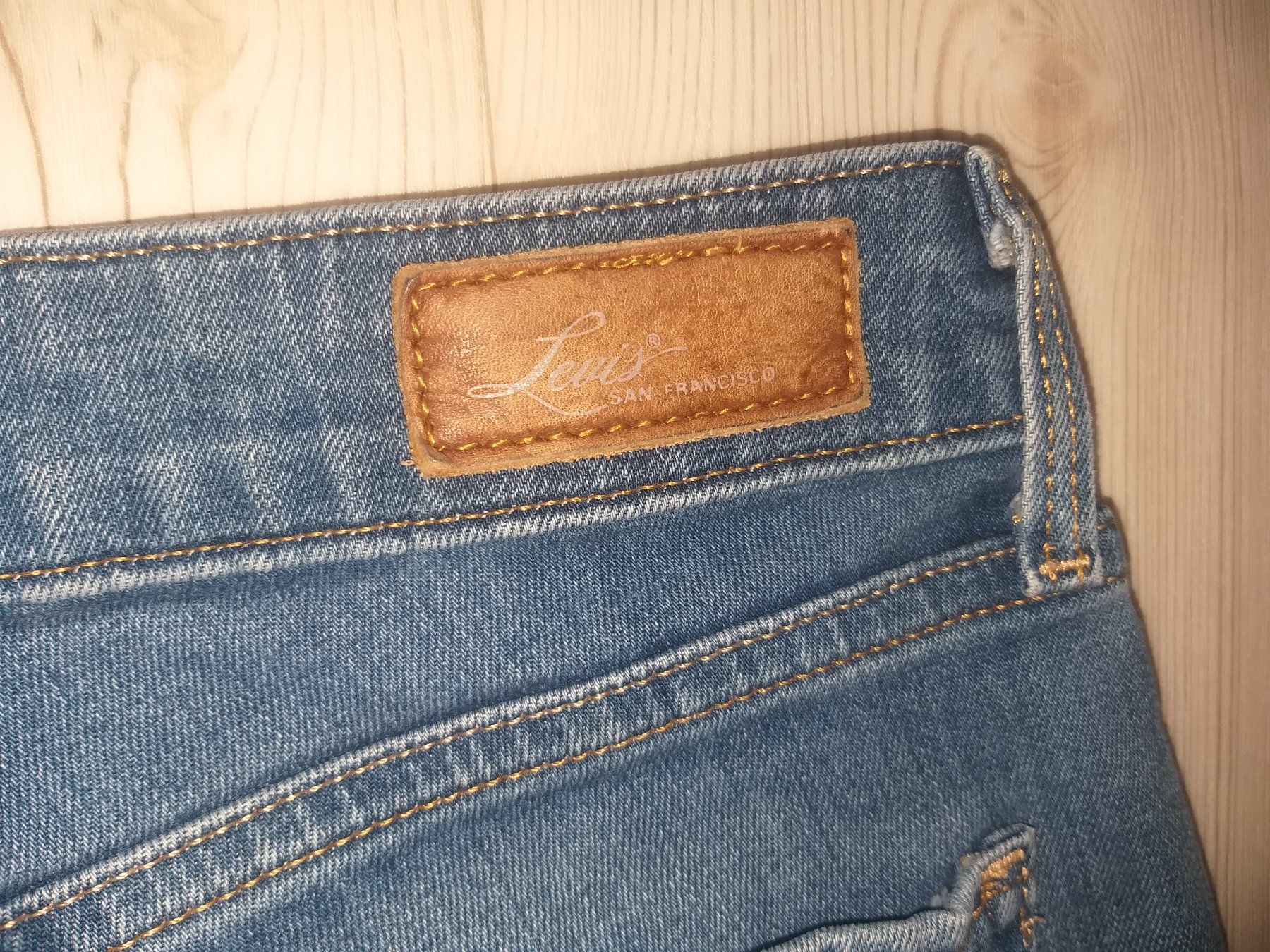 Levi's Jeans: LEVIS STRAUSS BOLD CURVE  Jeans  Taille / Grosse W27 – Usato da Cossonay-ville venduto da Super-Price-Quality 6
