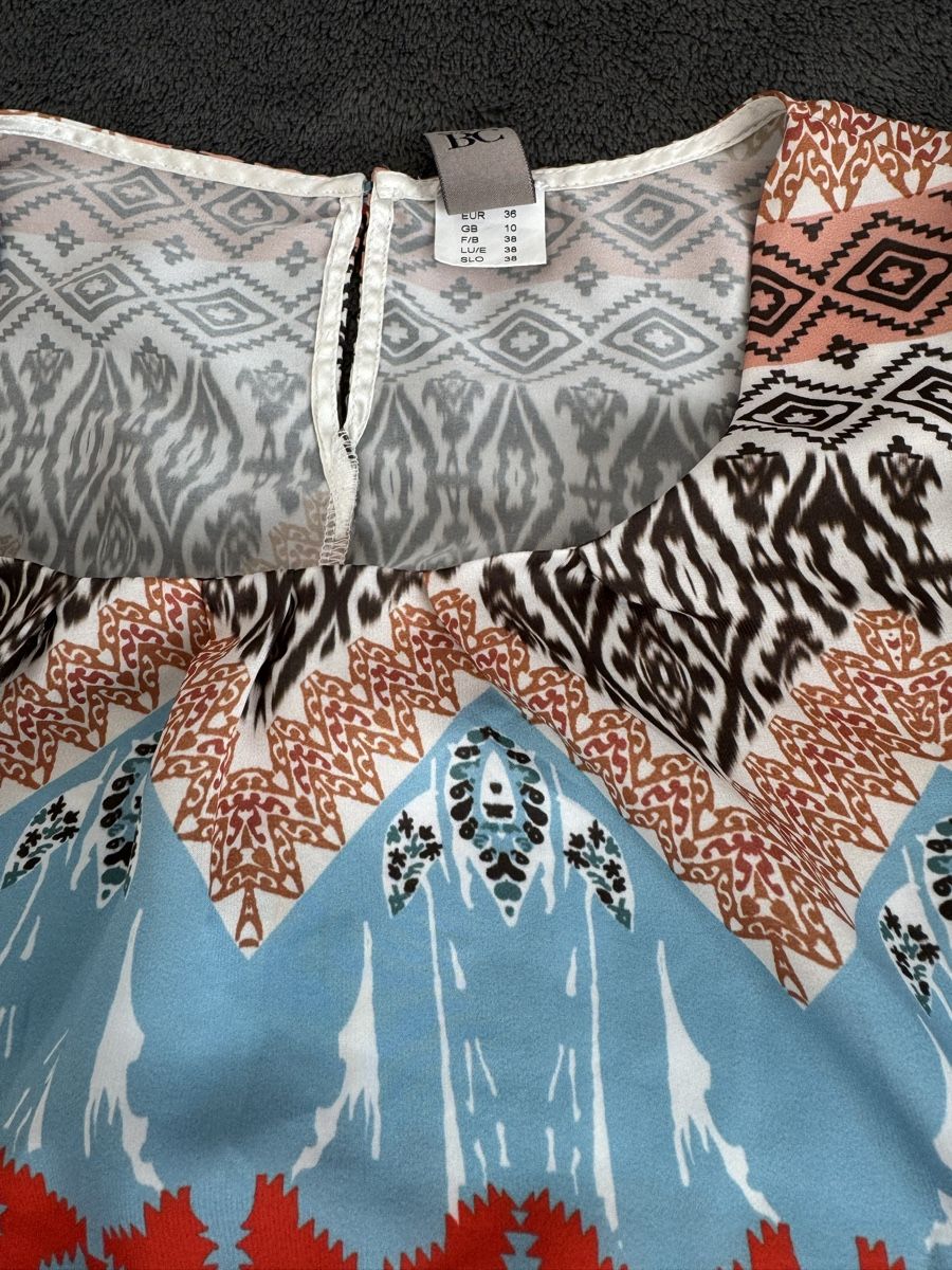 Blusen: B.C. Bluse 36 - fast wie neu – Gebraucht aus Kloten von now20160 1
