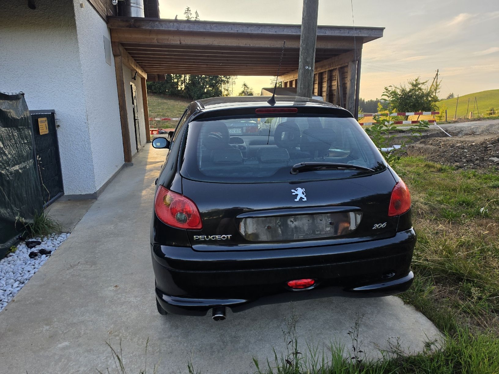 Peugeot Autos: Peugot 206 ab mfk neue hinterachse  – D'occasion à Dürrenroth par ben_h8rx 3