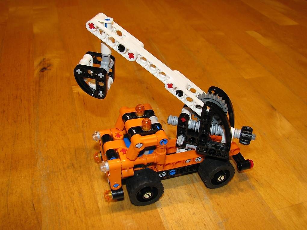 Lego Giocattoli: Lego Technik 42088 Cherry Picker – Usato da Wangen b. Olten venduto da Binggeli4 1