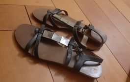 Schicke Sandalen, ideal für den Sommer, Grösse 38