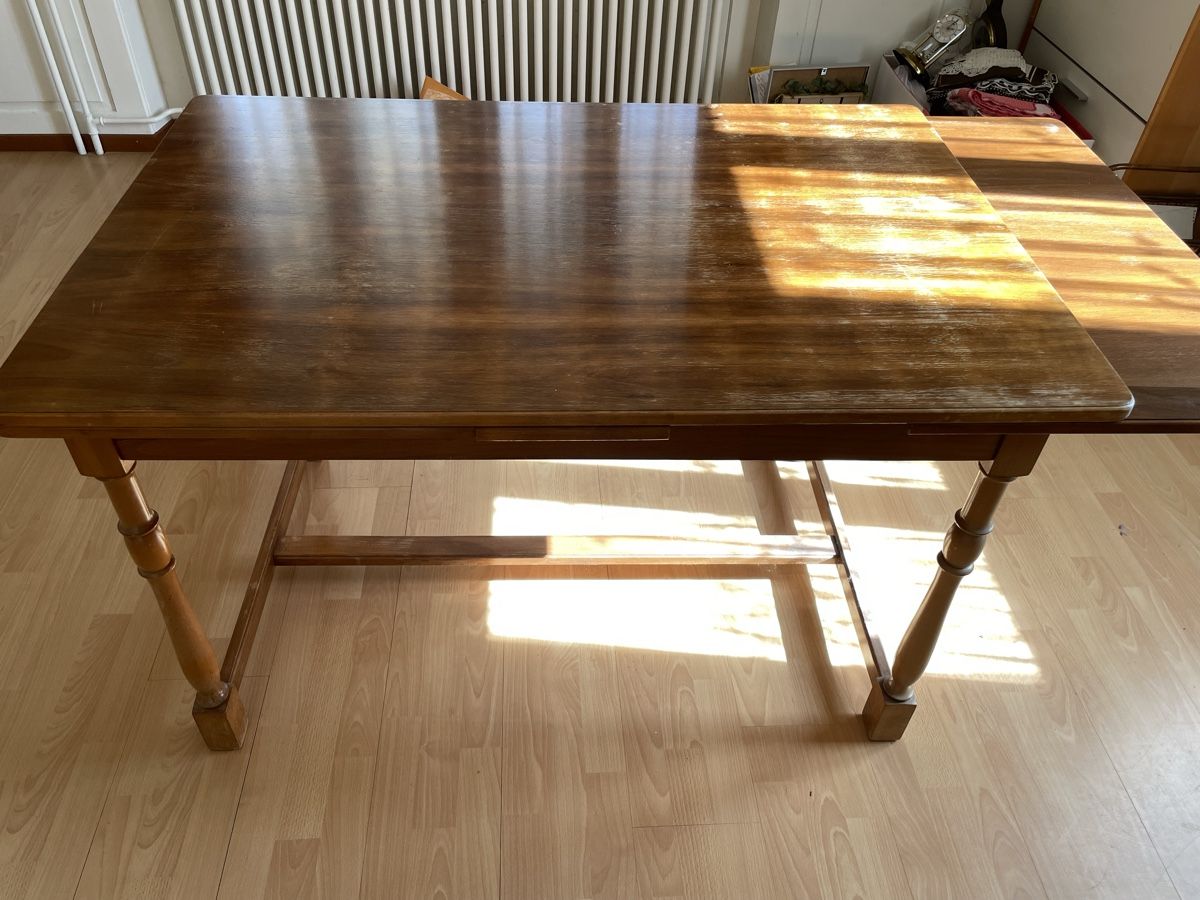 Set di tavolo e panche: Tisch mit 6 Stühlen – Usato da Fahrwangen venduto da Rehtse03 4